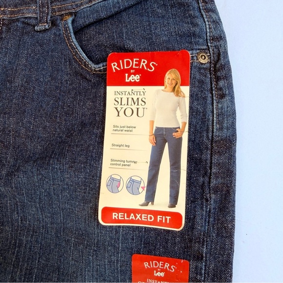 Woman’s LEE Riders Denim Jeans Size 10M 
NWT Stretch Straight Leg​ - Picture 3 of 9